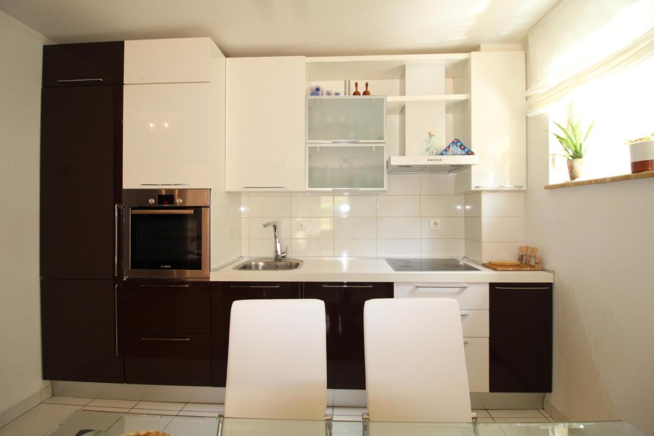 Macadamia Apartment With Garage Parking Split Exterior foto